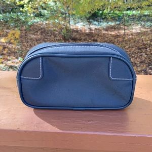 Delta grey travel bag